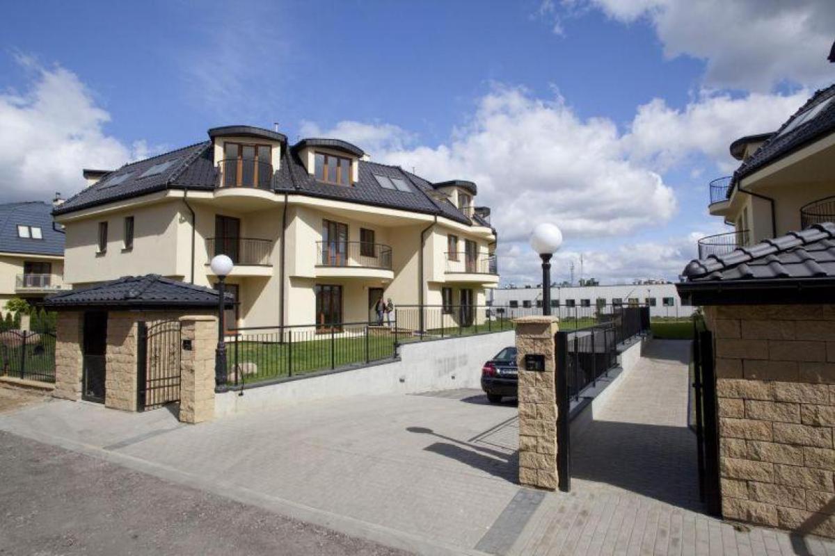Villa Piano Apartments Warsaw Piaseczno Jozefoslaw Eksteriør billede