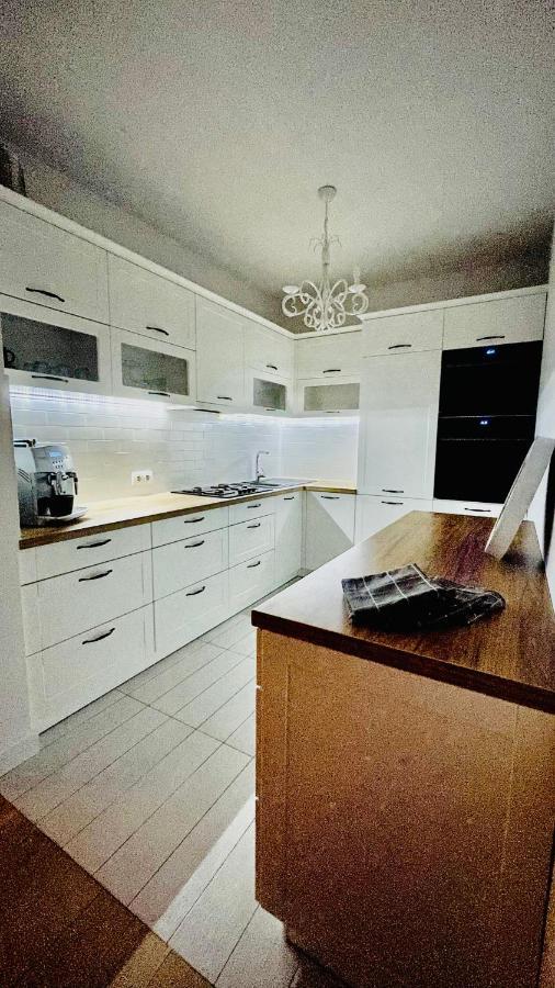 Villa Piano Apartments Warsaw Piaseczno Jozefoslaw Eksteriør billede
