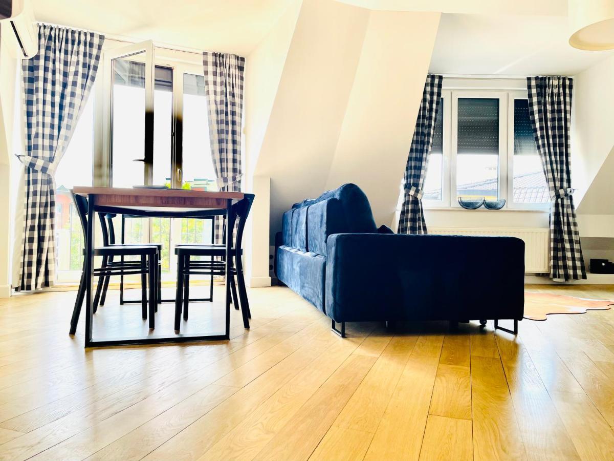 Villa Piano Apartments Warsaw Piaseczno Jozefoslaw Eksteriør billede